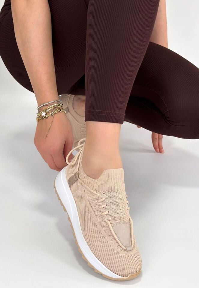 Renji Bej Triko Bağcıklı Spor Ayakkabı